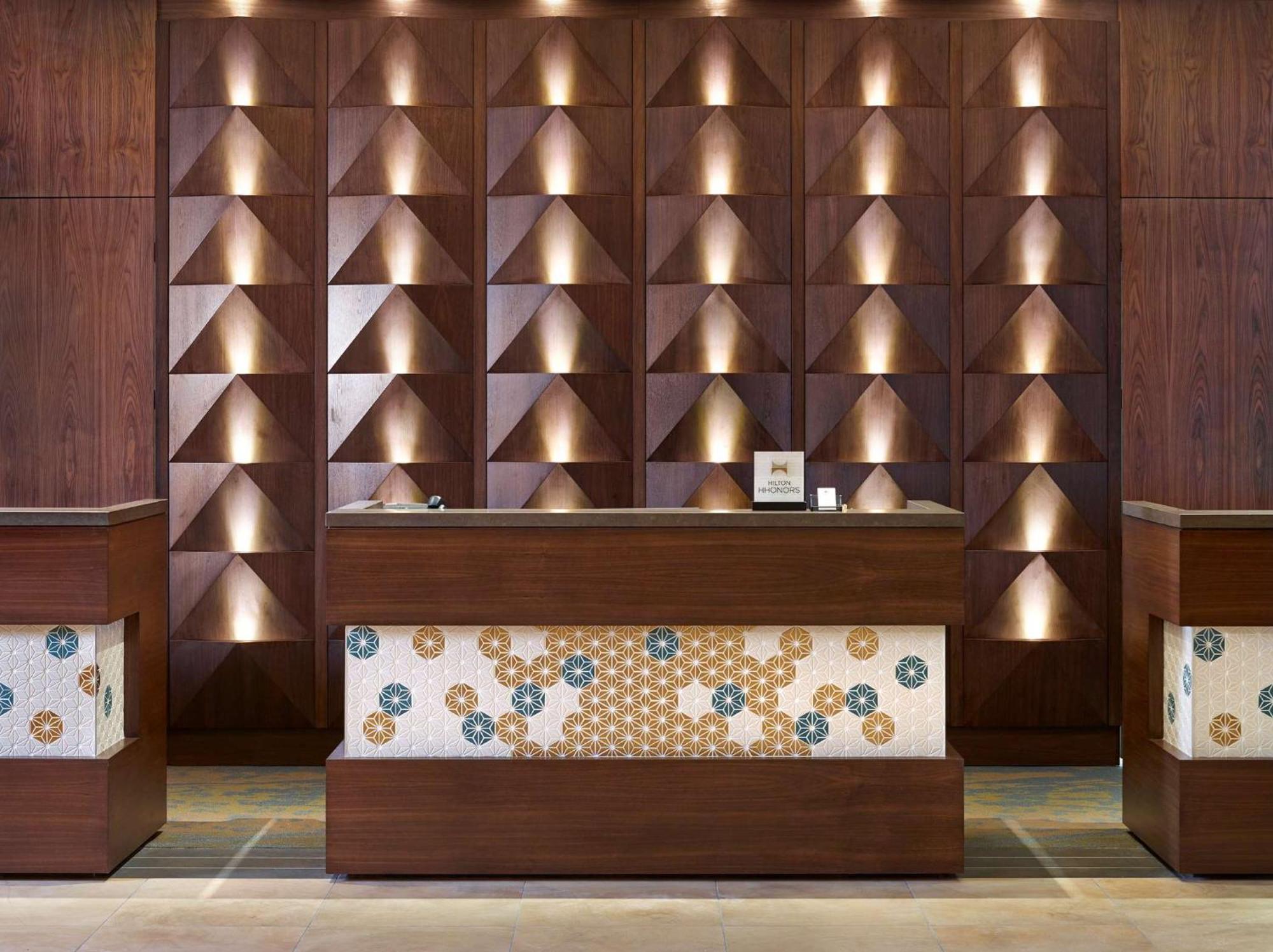 Doubletree By Hilton Hotel & Conference Centre Риджайна Екстериор снимка